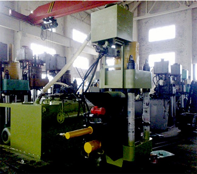 鐵屑?jí)簤K機(jī)